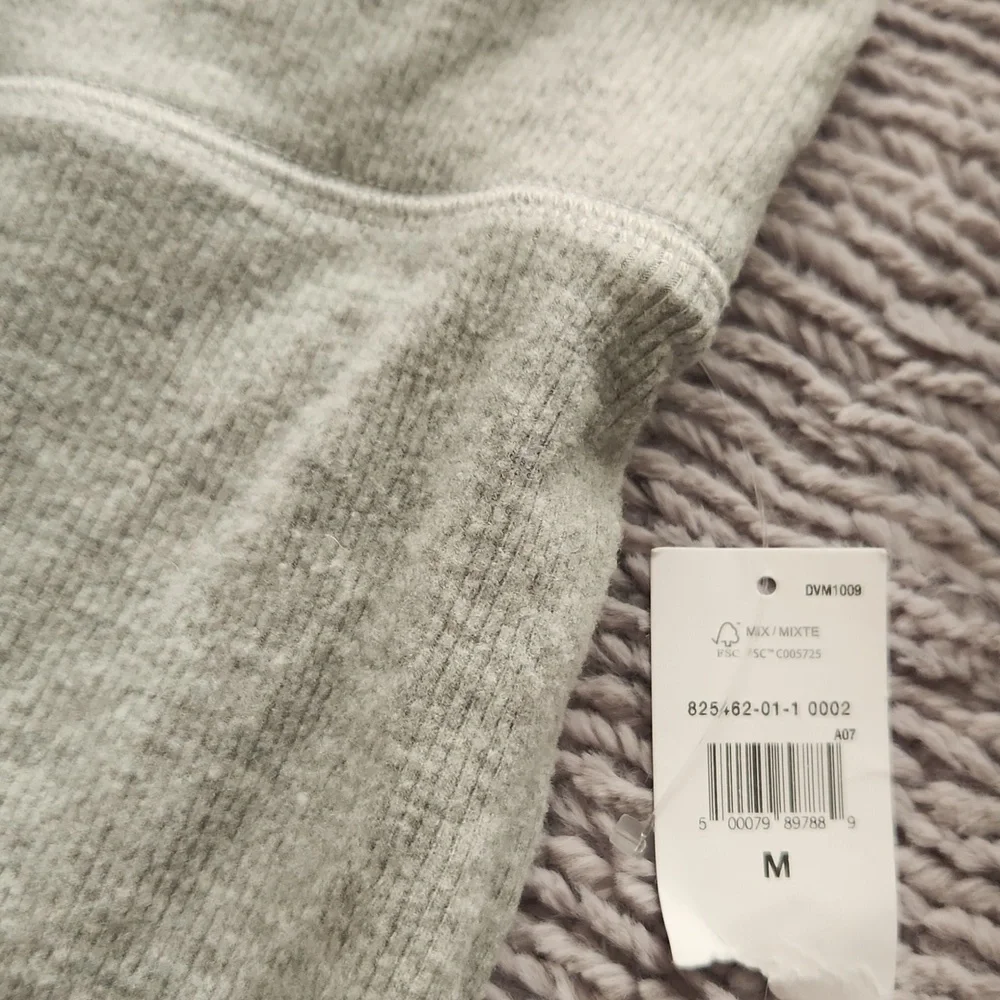 Gap soft ribbed biker shorts - Picture 3 of 5